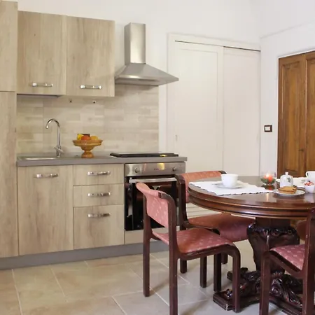 Corte San Vincenzo Daire *