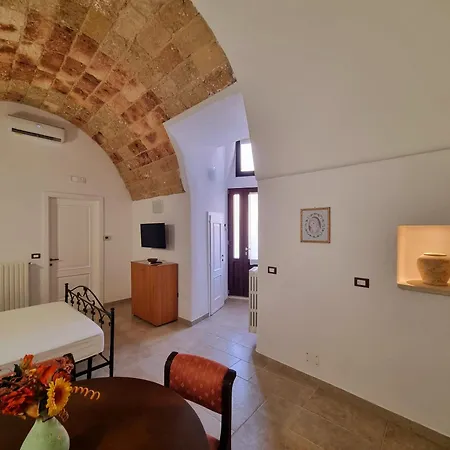 Corte San Vincenzo Daire