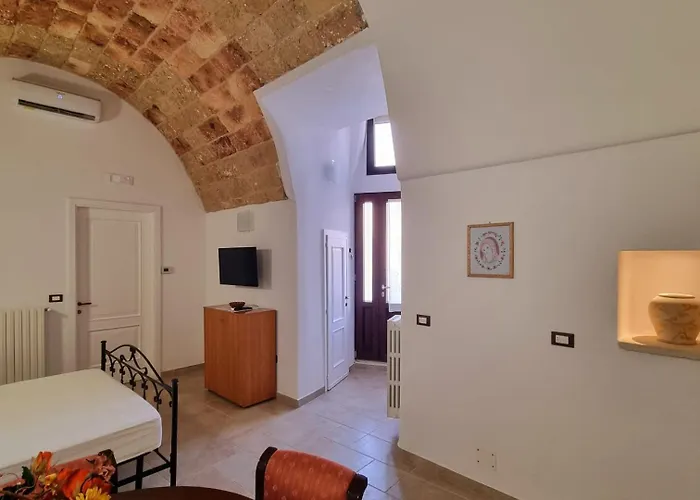 Corte San Vincenzo 公寓